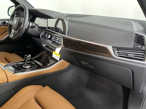 Certified 2023 BMW X5 xDrive40i w/ Premium Package AWD/4WD image 17