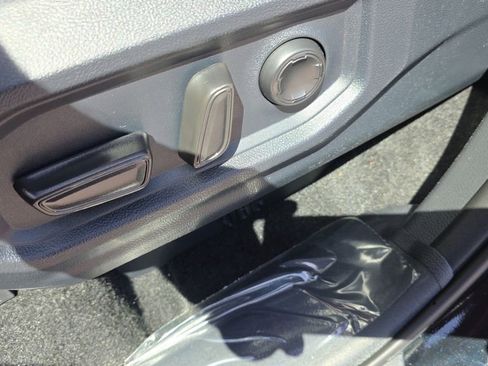 New 2026 Toyota Tundra Platinum AWD/4WD image 16