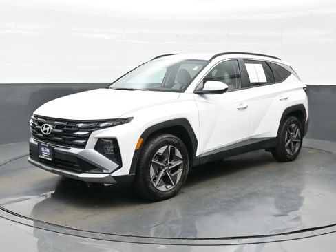 Used 2026 Hyundai Tucson SEL AWD/4WD image 2