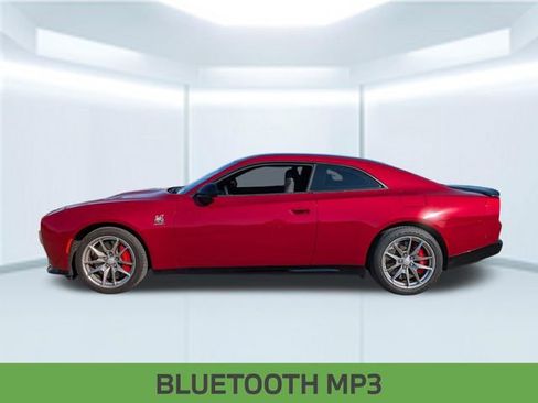 Used 2024 Dodge Charger Daytona Scat Pack w/ Plus Group AWD/4WD image 2