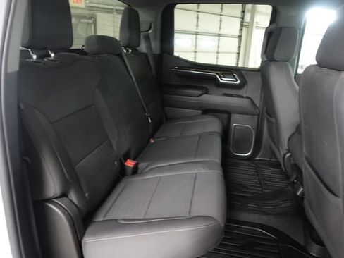 Used 2023 GMC Sierra 1500 SLE AWD/4WD image 24