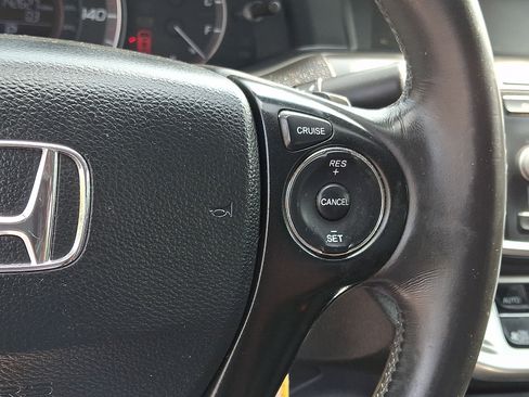 Used 2015 Honda Accord Sport image 22