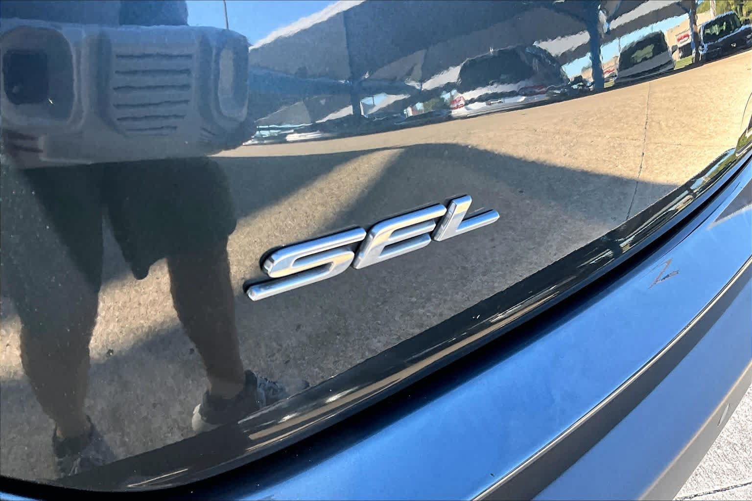 Used 2022 Ford Edge SEL AWD/4WD image 10