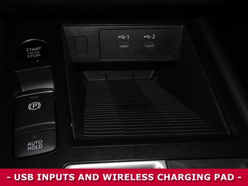 Certified 2025 Nissan Kicks SV image 12