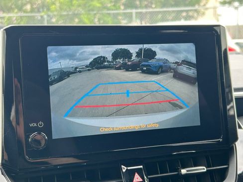 Certified 2025 Toyota Corolla Hatchback FWD image 29