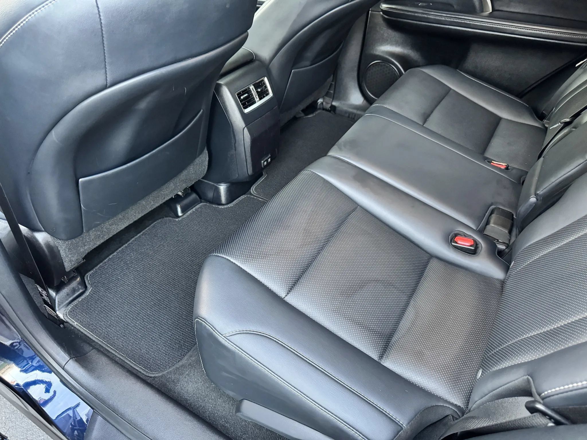 Used 2020 Lexus RX 350 AWD w/ Premium Package image 26