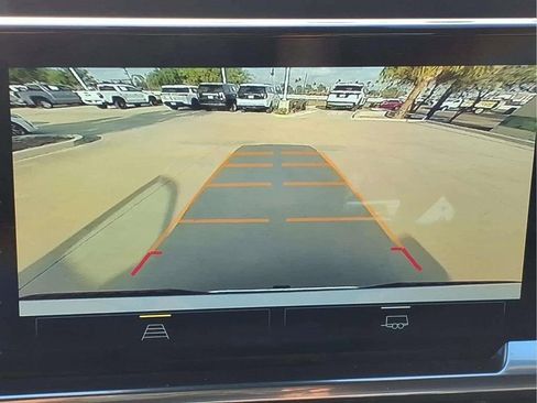 Used 2025 Chevrolet Silverado 1500 LT AWD/4WD image 19