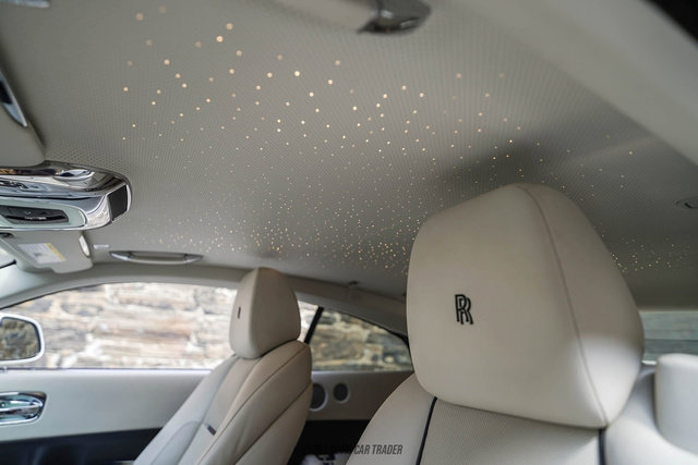 Used 2017 Rolls-Royce Wraith RWD image 38