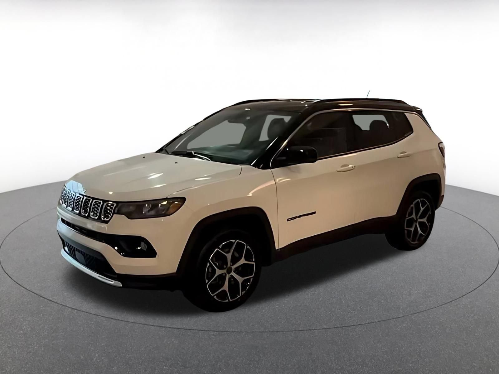 Used 2025 Jeep Compass Limited AWD/4WD image 7