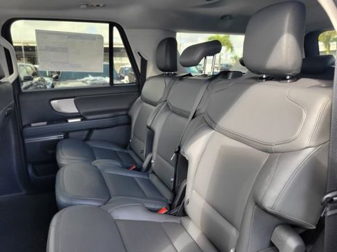 New 2026 Ford Expedition Max Active image 8