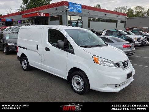 Used 2020 Nissan NV200 S FWD image 1