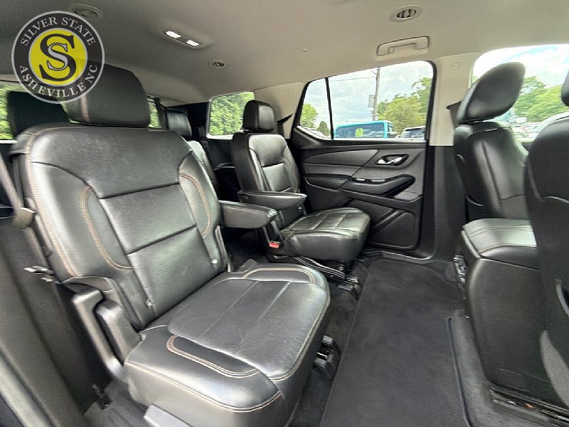 Used 2019 Chevrolet Traverse RS w/ LPO, Floor Liner Package FWD image 20