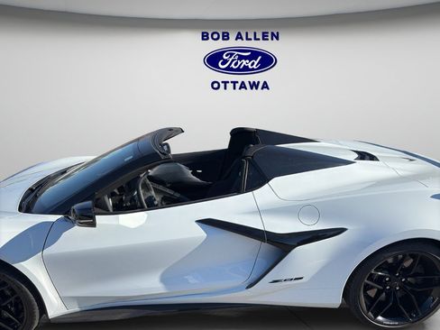 Used 2025 Chevrolet Corvette Z06 image 20