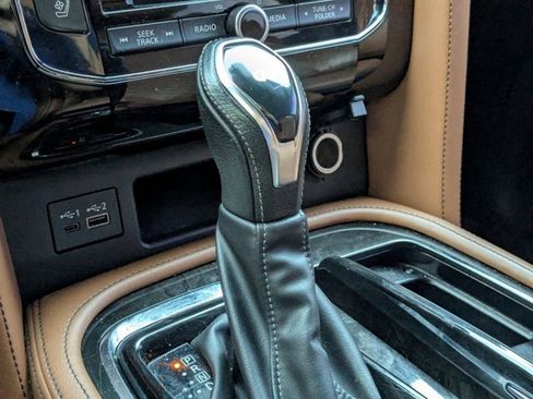 Used 2021 INFINITI QX80 Sensory w/ All-Season Package image 8