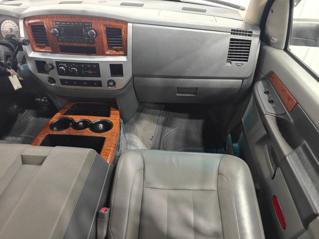 Used 2007 Dodge Ram 3500 Truck Laramie RWD image 27
