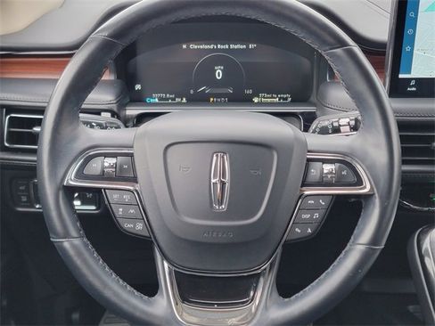 Certified 2022 Lincoln Nautilus Reserve w/ Equipment Group 201A image 32