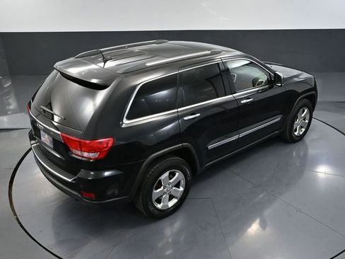 Used 2011 Jeep Grand Cherokee Limited image 52