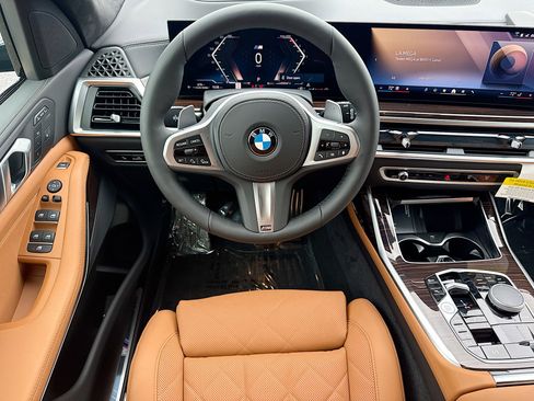 New 2026 BMW X7 xDrive40i w/ M Sport Package image 18