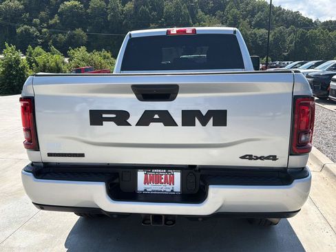 Used 2026 RAM 2500 Big Horn AWD/4WD image 4