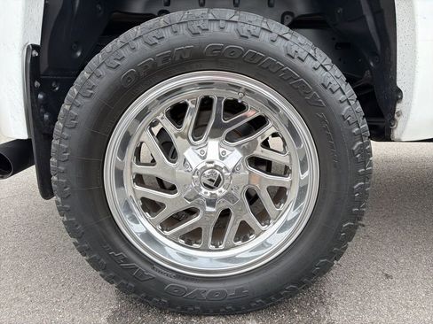 Used 2019 Toyota Tundra SR5 w/ SR5 Upgrade Package image 13