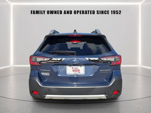 Used 2023 Subaru Outback Touring XT AWD/4WD image 3