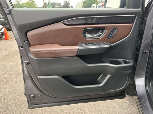 Used 2024 Honda Pilot Elite image 8
