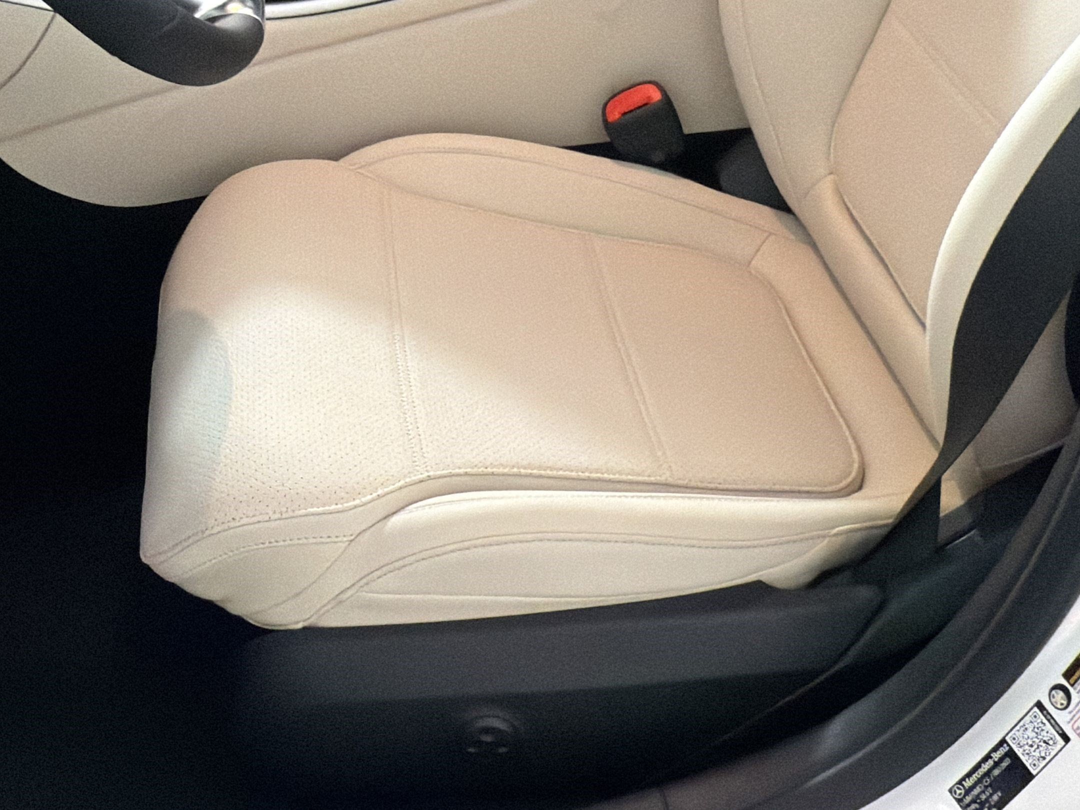 Used 2026 Mercedes-Benz C 300 4MATIC Sedan image 14