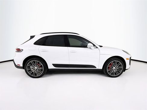 New 2026 Porsche Macan S image 8