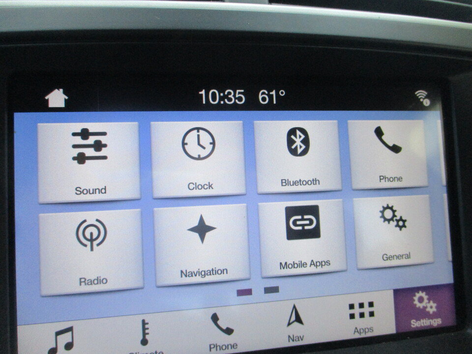 Used 2017 Ford Explorer XLT w/ Equipment Group 202A FWD image 35