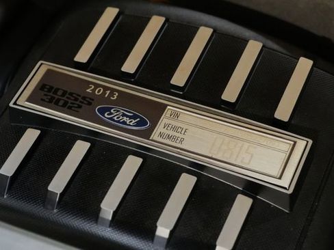 Used 2013 Ford Mustang Boss 302 w/ Boss 302 Accessory Pkg image 18