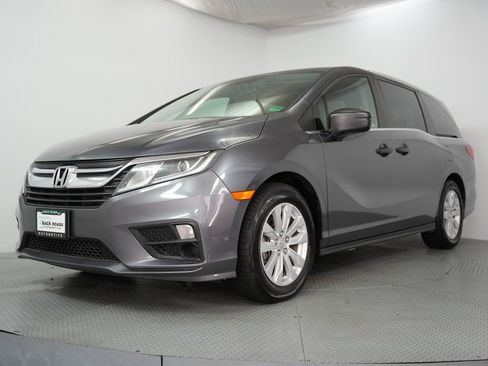 Used 2018 Honda Odyssey LX image 4