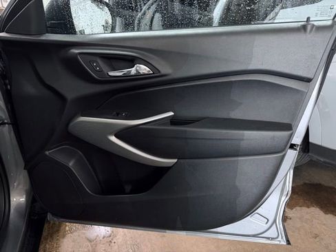 Used 2024 Chevrolet Trax LS w/ Driver Confidence Package FWD image 12