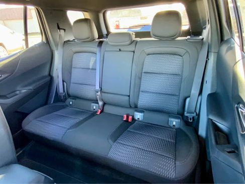 New 2026 Chevrolet Equinox LT image 23