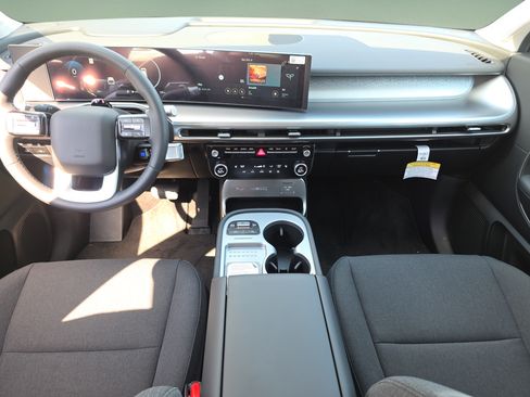 New 2026 Hyundai Ioniq 9 SE AWD/4WD image 23