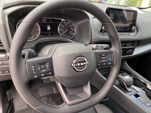 New 2026 Nissan Rogue Dark Armor AWD/4WD image 12