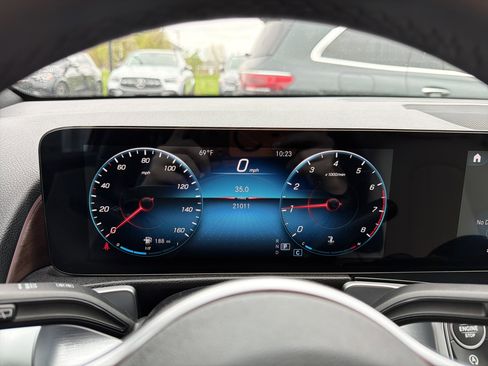 Certified 2022 Mercedes-Benz GLB 250 4MATIC image 17