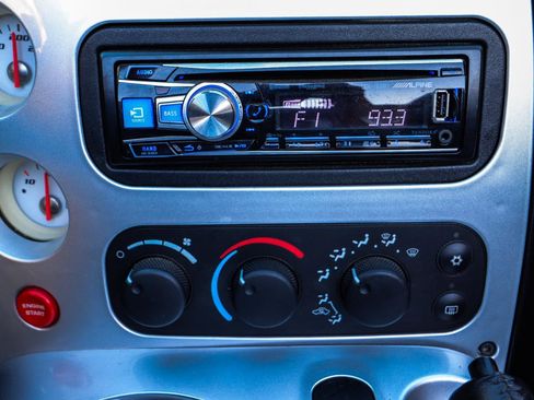 Used 2004 Dodge Viper SRT-10 image 30