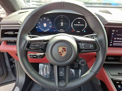 Used 2025 Porsche Macan 4 Electric w/ Premium Package AWD/4WD image 21