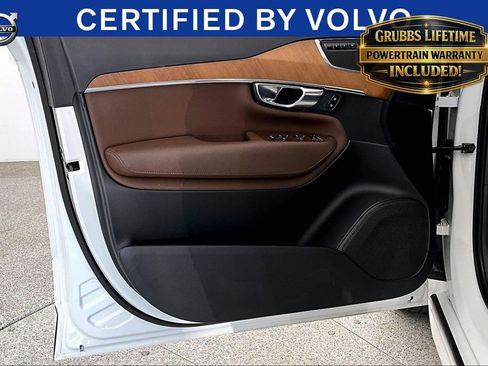 Used 2021 Volvo XC90 T6 Momentum w/ Climate Package AWD/4WD image 22