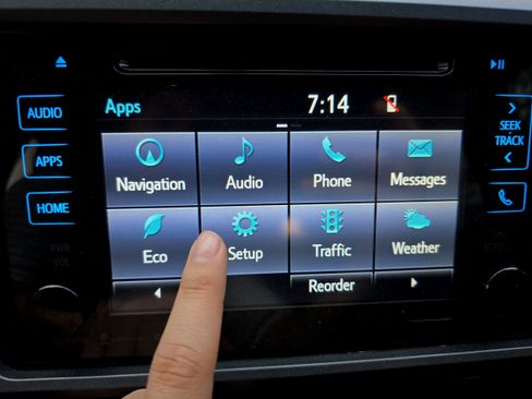 Used 2016 Toyota Tacoma TRD Sport w/ Towing Package image 28