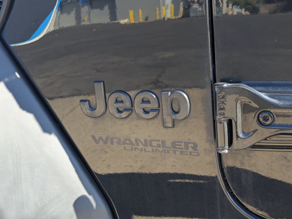 Used 2021 Jeep Wrangler Unlimited Sport AWD/4WD image 12