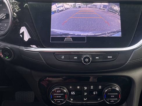 Used 2022 Buick Encore GX Select w/ Experience Buick Package AWD/4WD image 19
