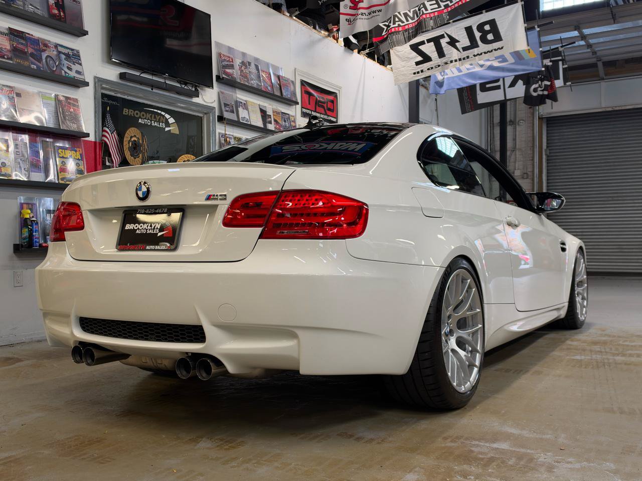 Used 2011 BMW M3 Coupe RWD image 7