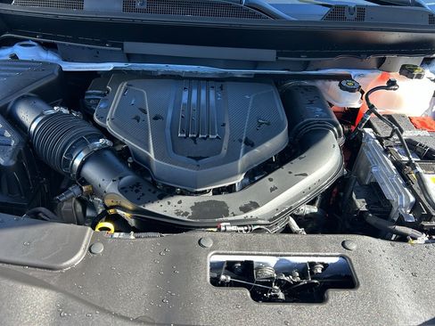 New 2026 Chevrolet Traverse RS image 33