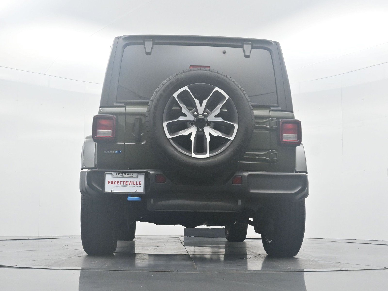 Used 2024 Jeep Wrangler Unlimited w/ Convenience Group AWD/4WD image 30