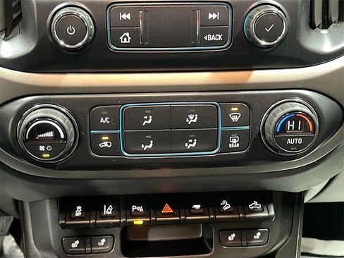 Used 2021 Chevrolet Colorado Z71 w/ Safety Package image 16