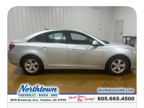 Used 2014 Chevrolet Cruze LT FWD image 6