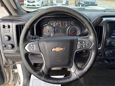 Used 2018 Chevrolet Silverado 2500 LTZ image 16