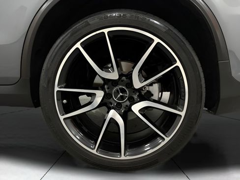 Used 2019 Mercedes-Benz GLC 43 AMG 4MATIC image 28