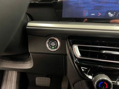 New 2026 Chevrolet Traverse LT AWD/4WD image 12
